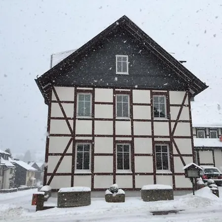 Deutsches Haus - A アパート